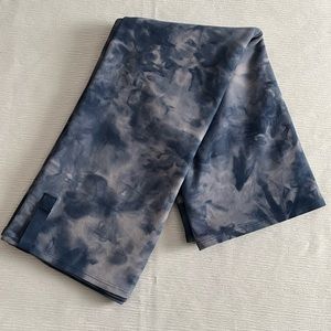 Lululemon Customizable Snap Scarf - Diamond Dye
